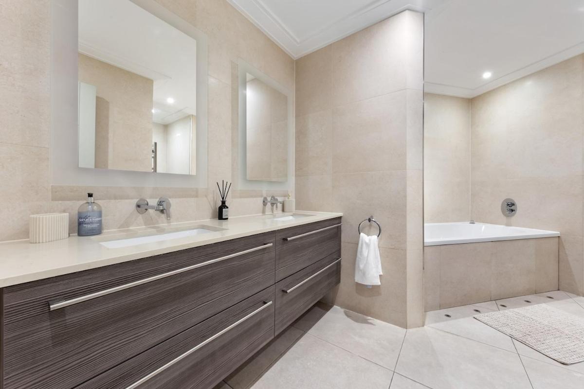 The Park Lane Luxury 3bedroom Sleeps 10 Pl3b *